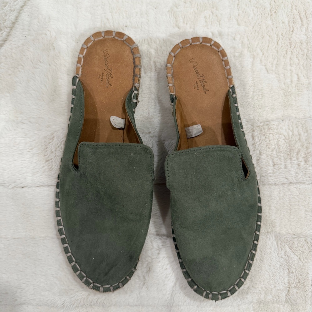 Universal Thread Green Suede Slip-On Women's Loafers